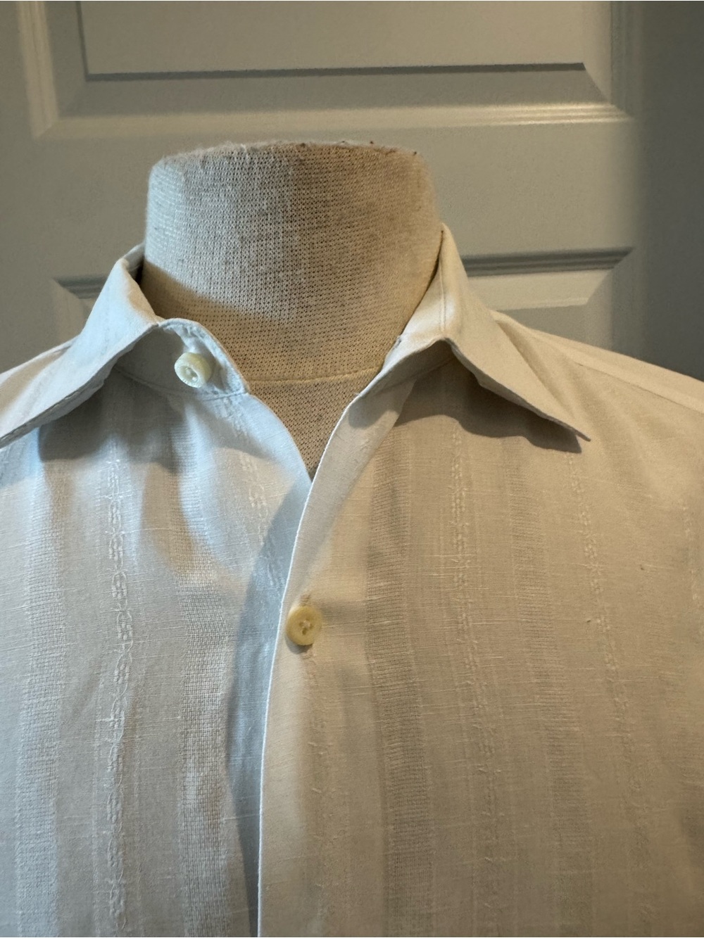 Banana Republic Men’s White Linen/Cotton Long-Sleeve Shirt Size Medium - Picture 3 of 7